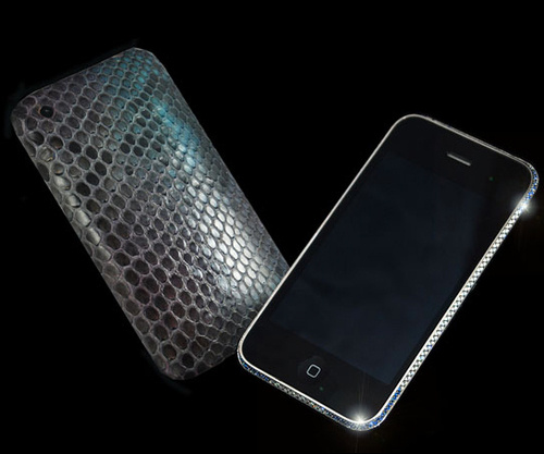 iPhone 3GS + ������ + ���� ������ = 7200 ����