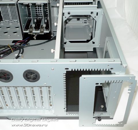 antec_p193_13.jpg