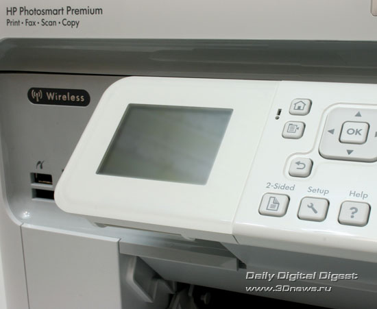 HP Photosmart Premium c309a. Экран в транспортировочном положении