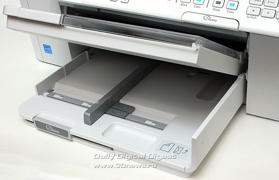 HP Photosmart Premium c309a. Основной лоток для бумаги