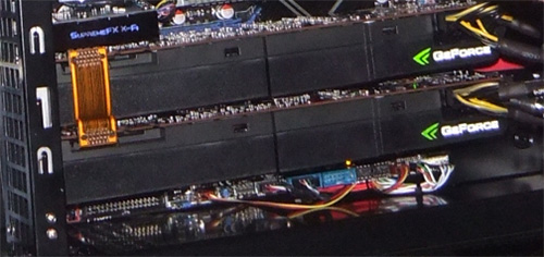 Фотография двух GF100 (Fermi) в SLI