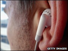 Еврокомиссия предложила ограничить громкость MP3-плееров