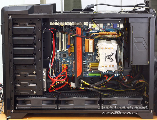 Case_with_hardware_s.jpg