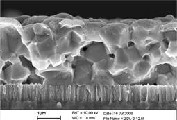 Увеличенное изображение поперечного разреза слоя солнечного элемента на основе вещества кестерит (kesterite)