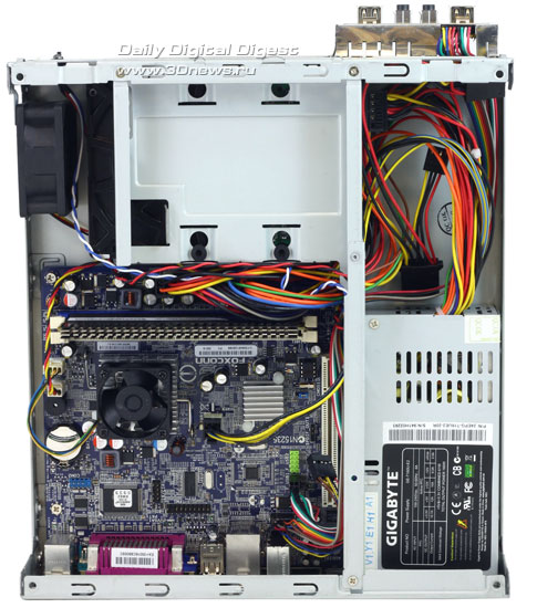 Case_with_hardware_s.jpg
