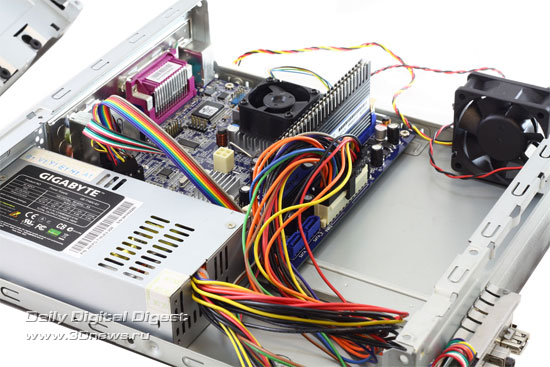 case_with_hardware2_s.jpg