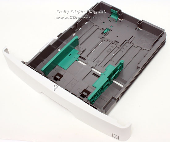 Lexmark x203n. Основной лоток для бумаги