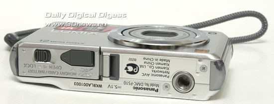 Panasonic LUMIX
DMC-FS10. Вид снизу Panasonic LUMIX DMC-FS10. Вид снизу