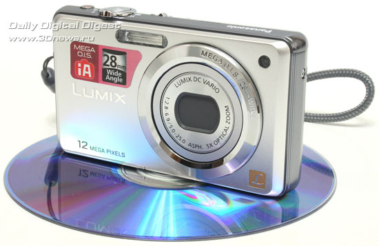 Panasonic LUMIX DMC-FS10. Вид общий. Объектив в
широкоугольном положени Panasonic LUMIX DMC-FS10. Вид общий. Объектив в широкоугольном
положени