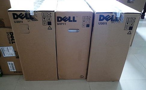 Dell Ultrasharp U3011