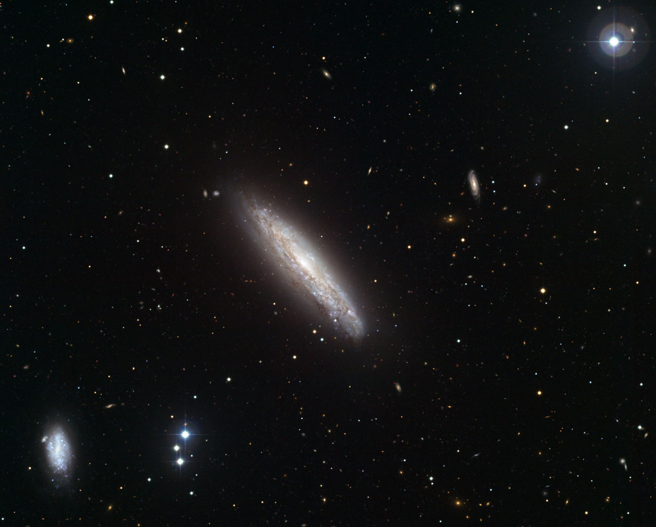 Галактика NGC 4666