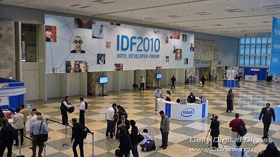 Вступление главы Intel на IDF 2010