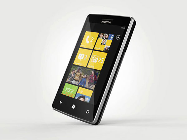 nokia-wp7-2.jpg