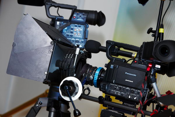 ����������� ���������� Panasonic AG-AF104ER