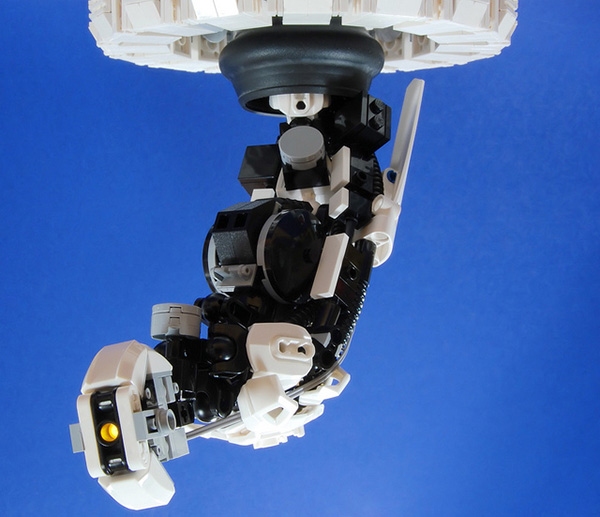 lego-glados-by-catsy.jpg