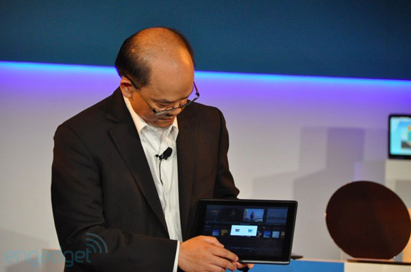 Computex 2011: планшет Acer Iconia Tab M500 на MeeGo