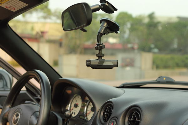 ���������������� Mio MiVue 128 � ����������