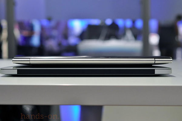 MacBook Air ������ ASUS UX21