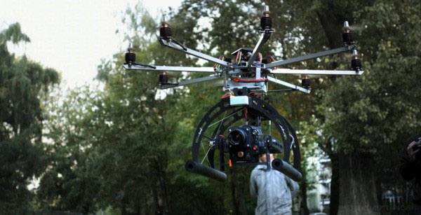 Беспилотный вертолет для камеры Red Epic Беспилотный вертолет для камеры Red Epic
