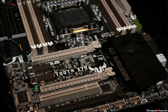 ASUS TUF Series SABERTOOTH X79