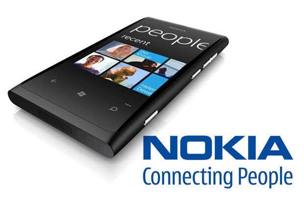 Nokia-Lumia-800-with-Nokia-Logo.jpg