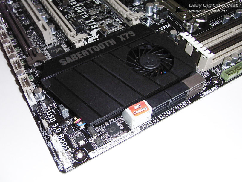 ASUS Sabertooth X79 ����