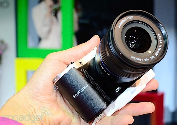  3DNews знакомство с камерами Samsung Nx210_1
