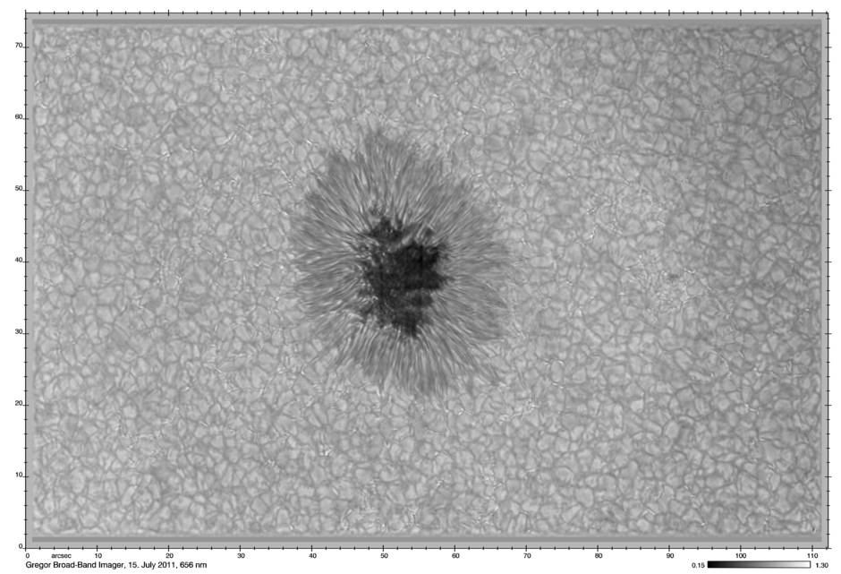 Первый снимок Солнца, полученный при помощи телескопа в период тестирования в 2011 году