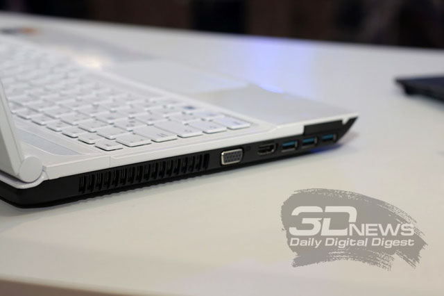 Fujitsu Lifebook AH562 