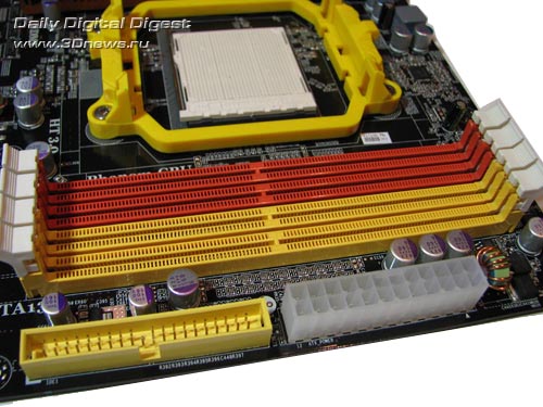 Elitegroup A790GXM-A слоты DIMM