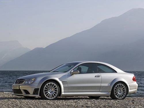Mercedes-Benz CLK63 AMG Black 2
