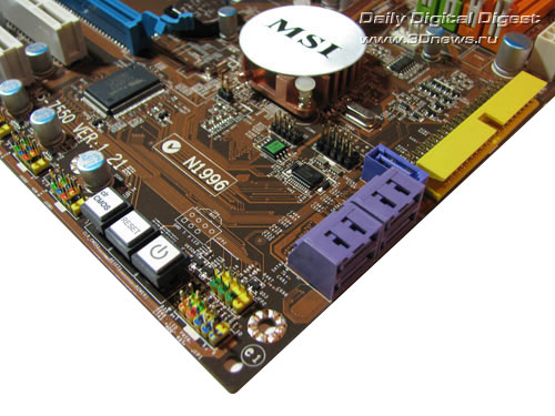 MSI DKA790GX угол