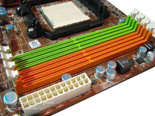 MSI DKA790GX слоты DIMM