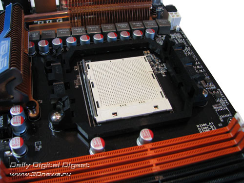 ASUS M4A79T Deluxe сокет