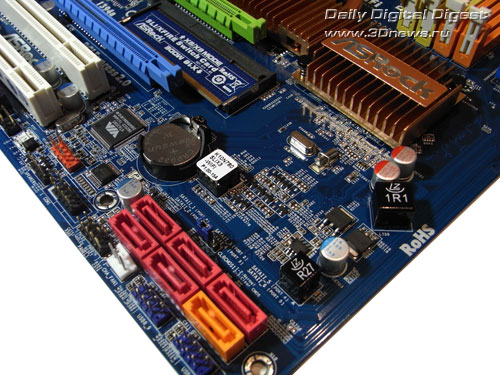 ASRock K10N780SLIX3-WiFi угол