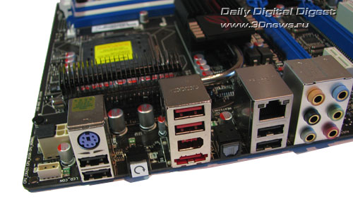 ASUS Maximus II Gene задняя панель