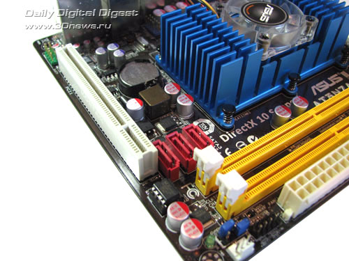 ASUS AT3N7A-I слоты расширения