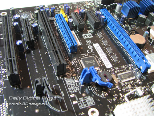 Intel DP55KG слоты