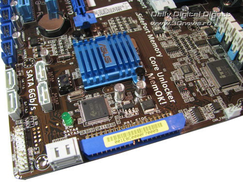 ASUS M4A89GTD PRO/USB3 угол