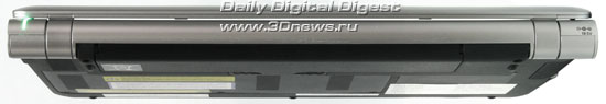 SONY VAIO VPC-Y11M1R/S. Вид сзади   SONY VAIO VPC-Y11M1R/S. Вид сзади