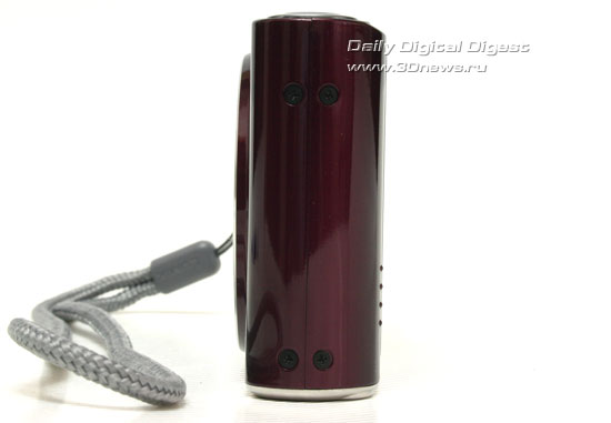 Panasonic LUMIX DMC-FX66. Вид слева Panasonic LUMIX DMC-FX66. Вид слева