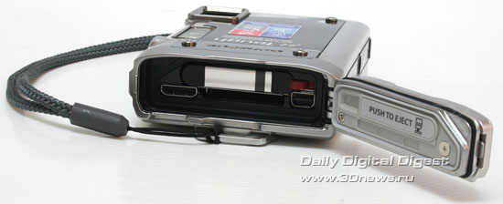 Olympus µ TOUGH-8010. Аккумуляторный отсек Olympus µ TOUGH-8010. Аккумуляторный отсек