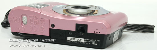 Nikon Coolpix L21. Вид снизу Nikon Coolpix L21. Вид снизу