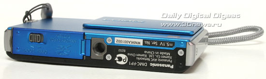 Panasonic LUMIX DMC-FP1. Вид снизу Panasonic LUMIX DMC-FP1. Вид снизу