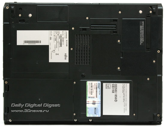 Fujitsu Lifebook T900. Вид снизу Fujitsu Lifebook T900. Вид снизу