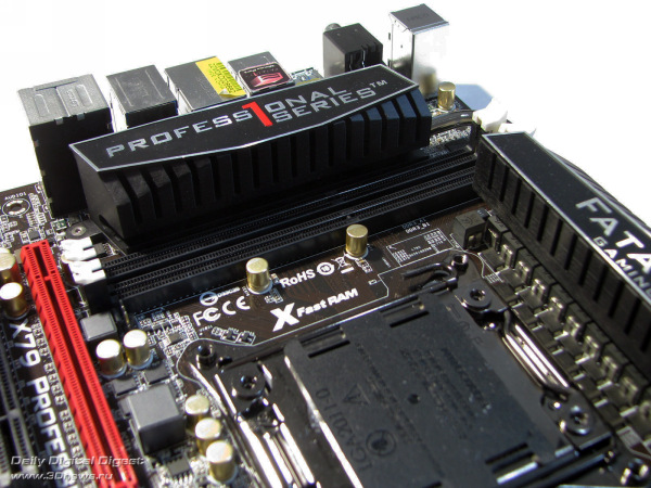  ASRock Fatal1ty X79 Professional DIMMs 