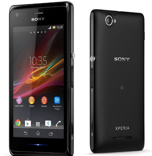 Смартфон Sony Xperia М поступит в продажу в России в конце августа
