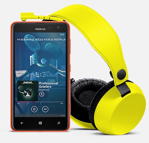 Смарфтон Nokia Lumia 625 с 4,7