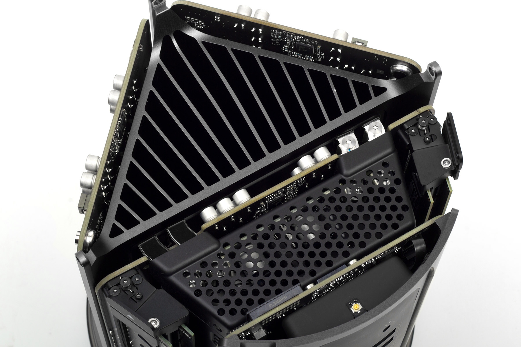 Обзор Apple Mac Pro (Late 2013) дизайн и конструкция / Ноутбуки и ПК