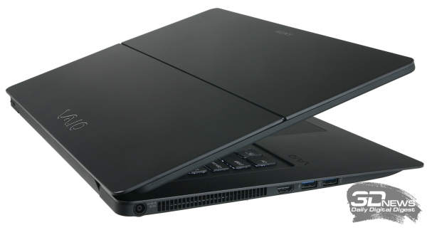  Sony VAIO Fit 15A multi-flip: lid surface 